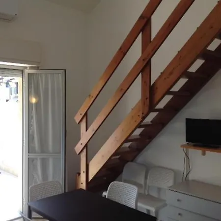 Paola Дом отдыха *